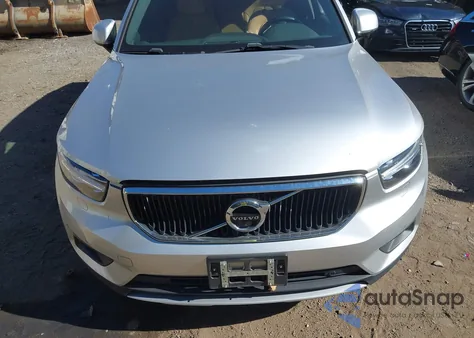 2019 Volvo Xc40 T5 Momentum/T5 R-Design from USA, damaged, VIN YV4162XZ2K2007667
